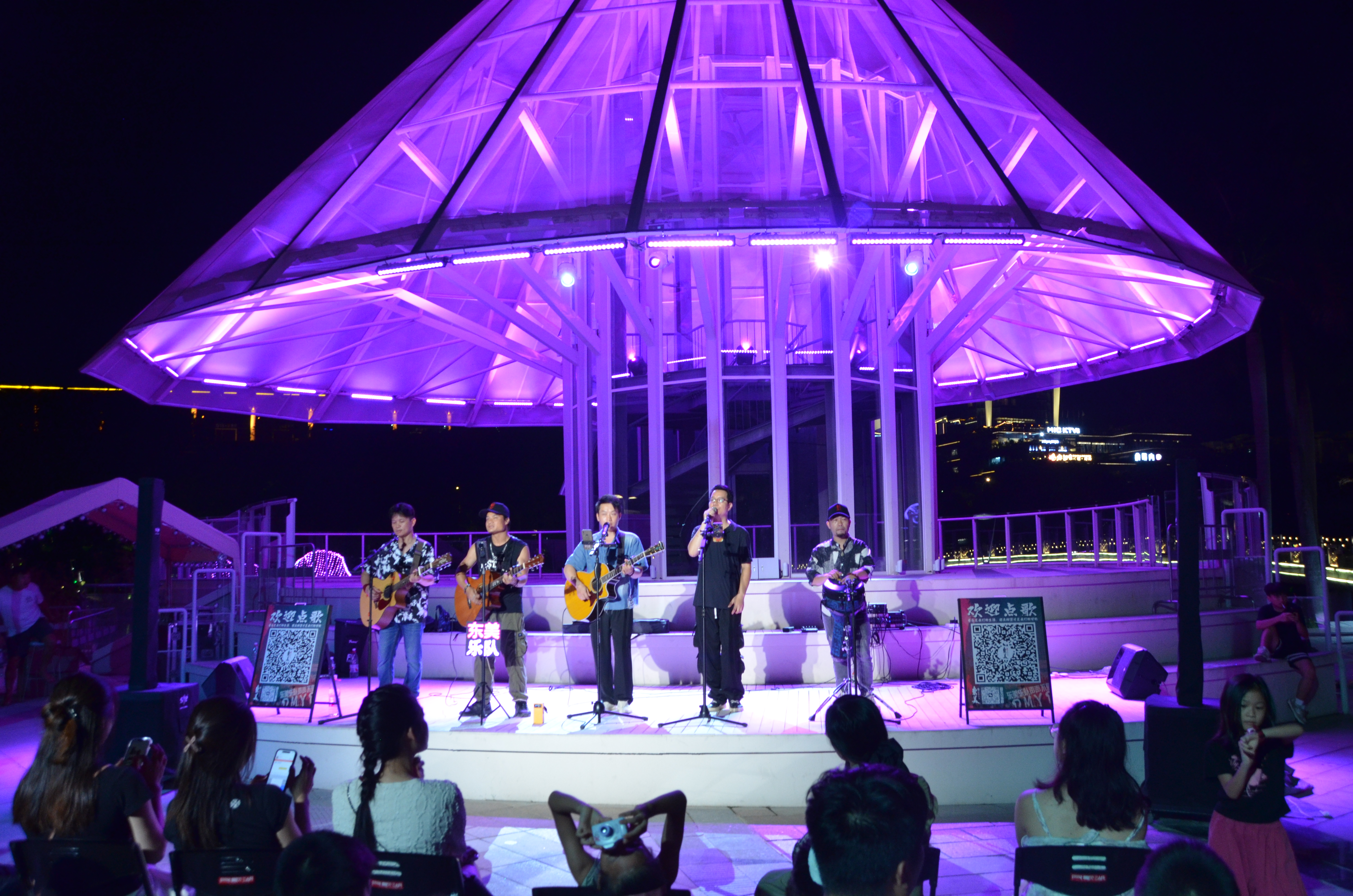 收藏在都市繁华里的浪漫——南宁民歌湖国际音乐小镇