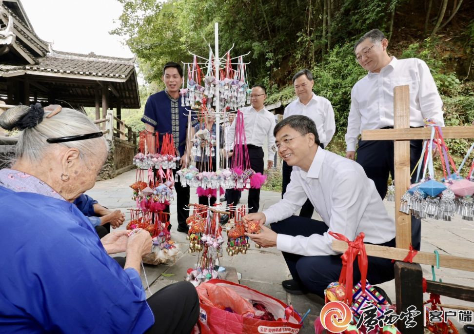 陈刚在柳州调研时强调 巩固拓展树立和践行正确政绩观学习教育成果 扎实推进经济社会高质量发展